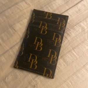 D & B credit card holder
